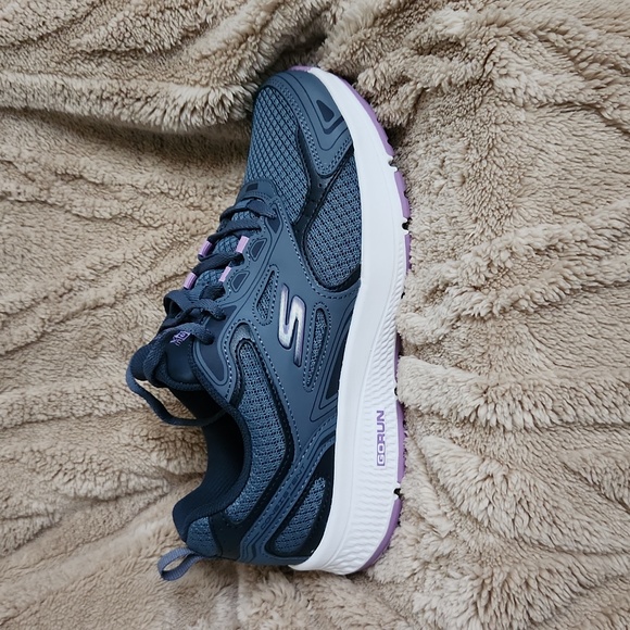 Skechers Go Run Consistent Women's Sz 6 - Picture 5 of 9